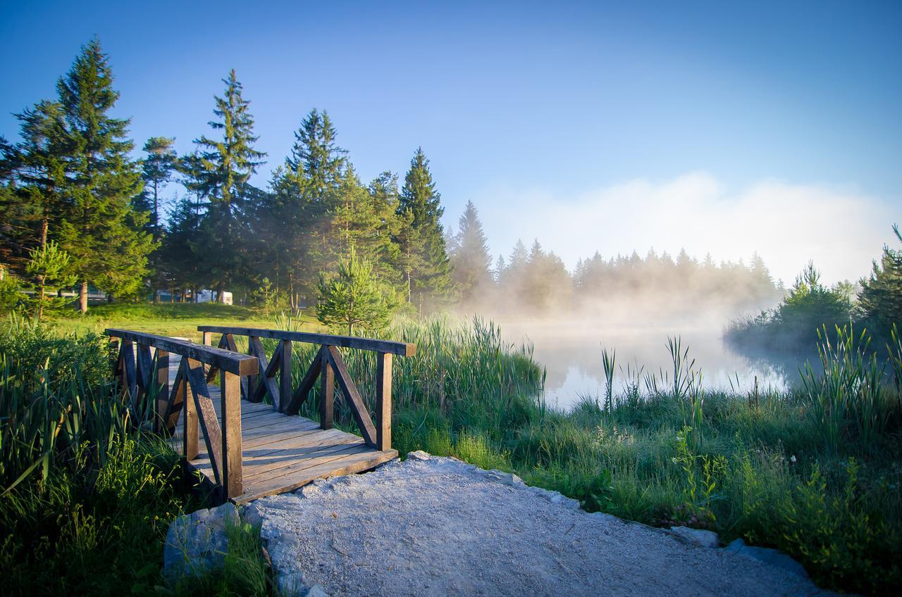 Glamping Lake Bloke Nova Vas  المظهر الخارجي الصورة